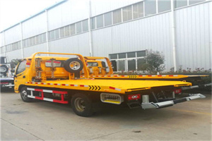 长治郊区附近拖车救援搭电